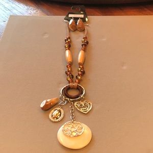 NWOT Fashion Jewelry Necklace/Earring Set